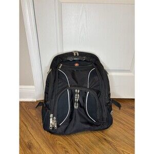 Wenger SwissGear Laptop Backpack Black Airflow USB Lock Multiple Pockets Travel